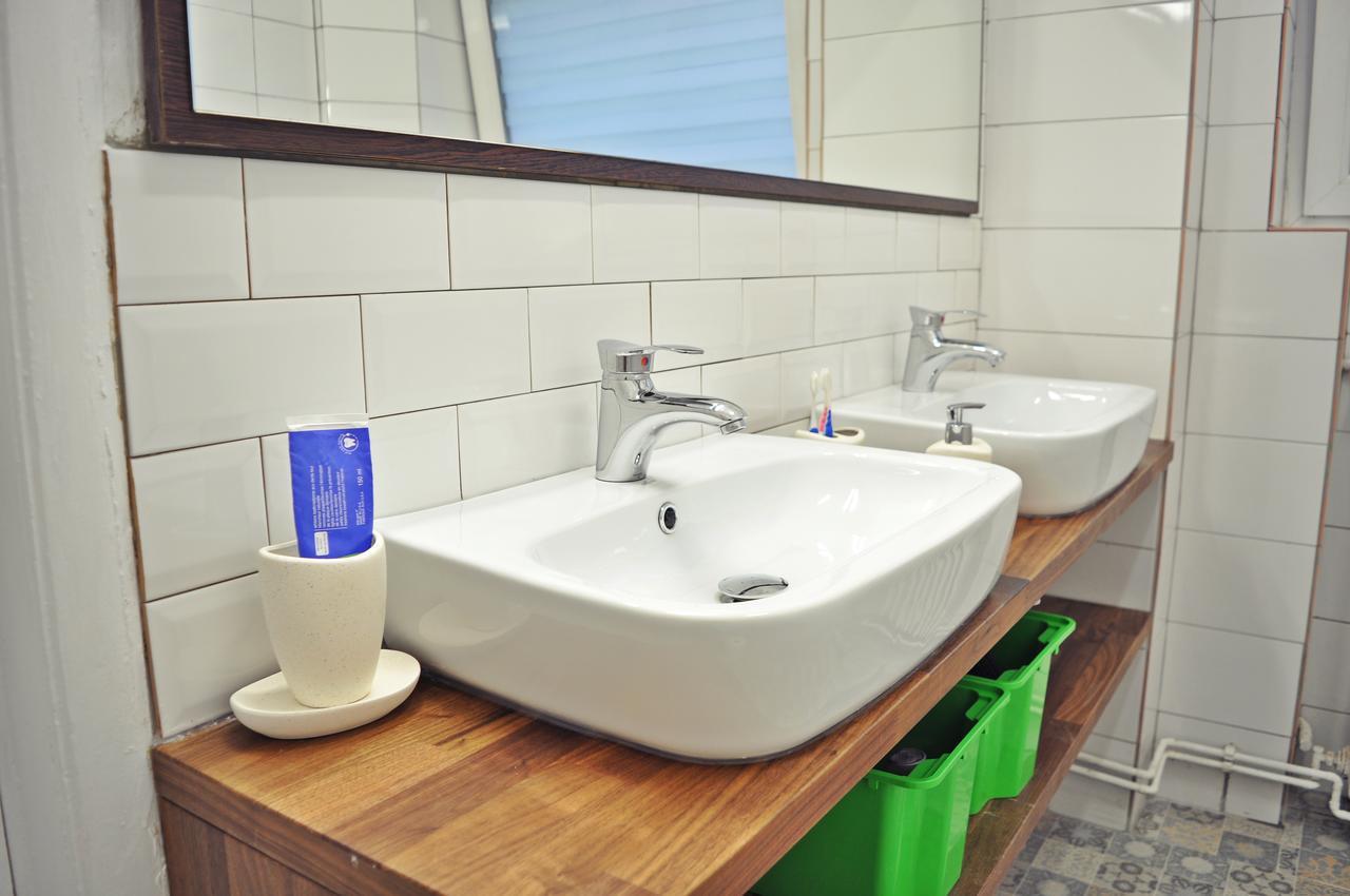 Globe Hostel Bucureşti Eksteriør bilde