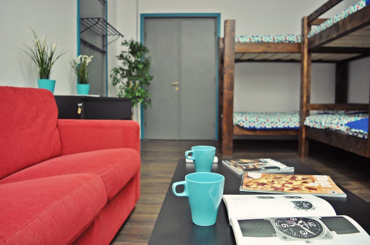 Globe Hostel Bucureşti Eksteriør bilde