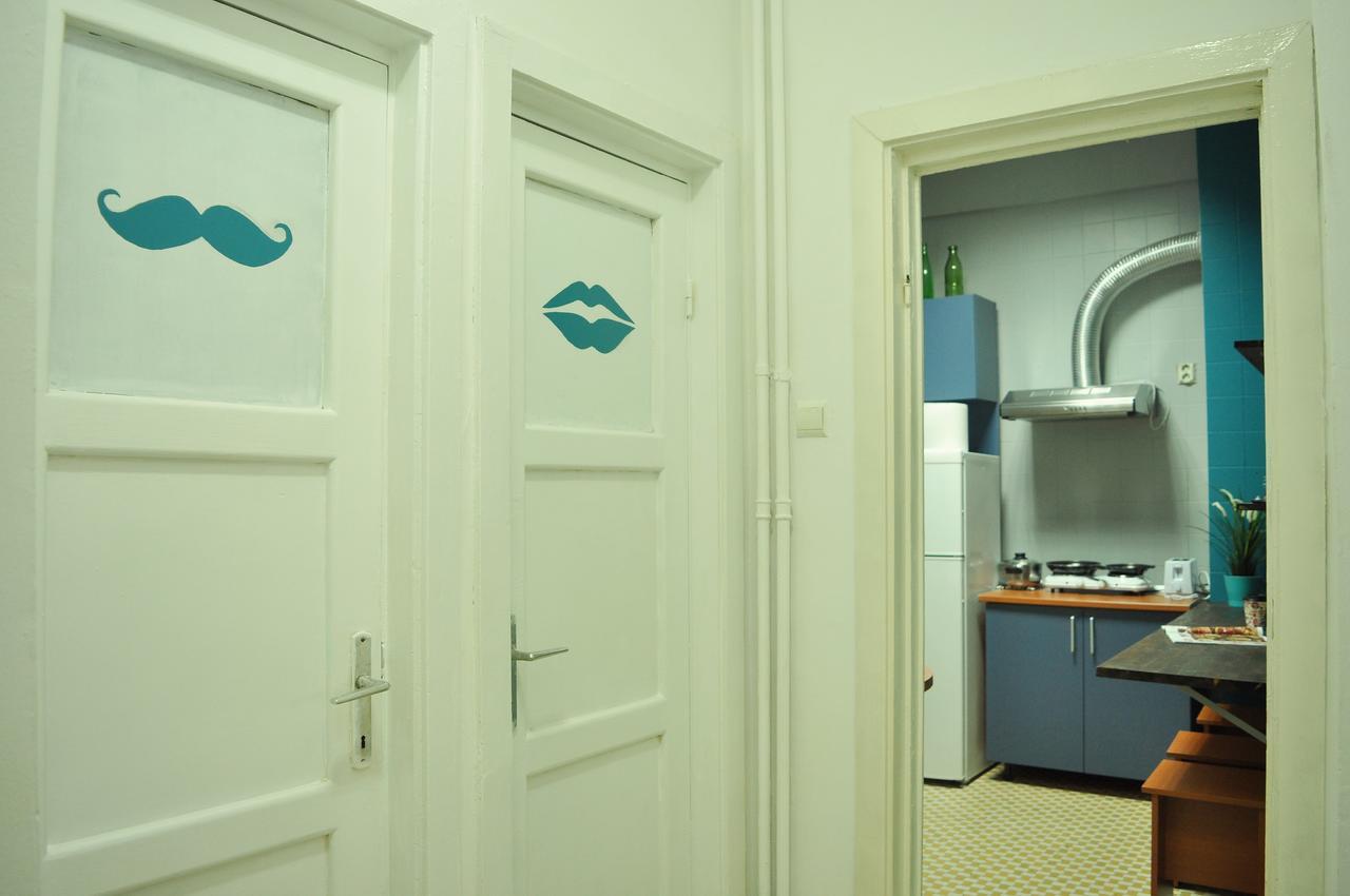 Globe Hostel Bucureşti Eksteriør bilde
