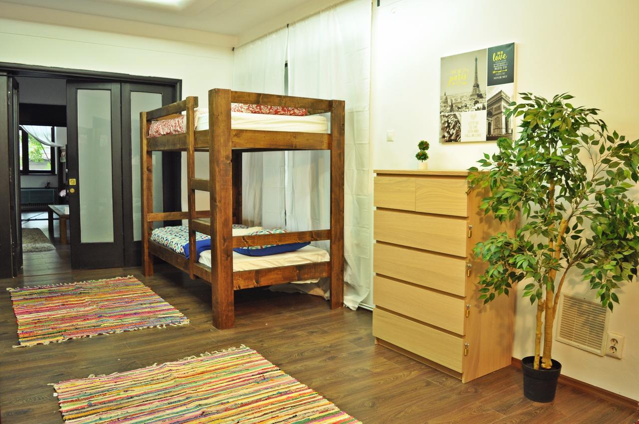 Globe Hostel Bucureşti Eksteriør bilde